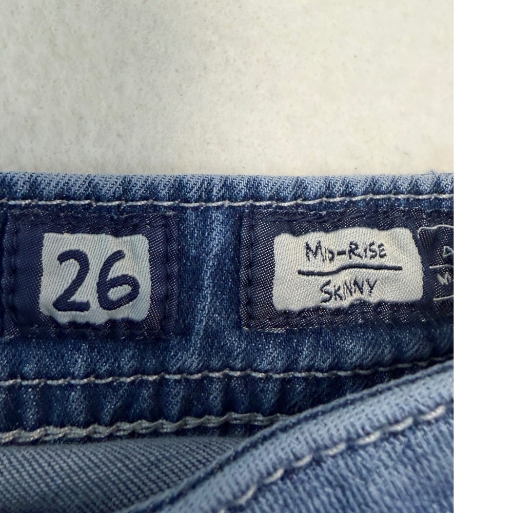 Miss Me Mid-Rise Skinny Jeans 26 Medium Wash Distressed Ripped Frayed Hem Denim - Picture 6 of 12